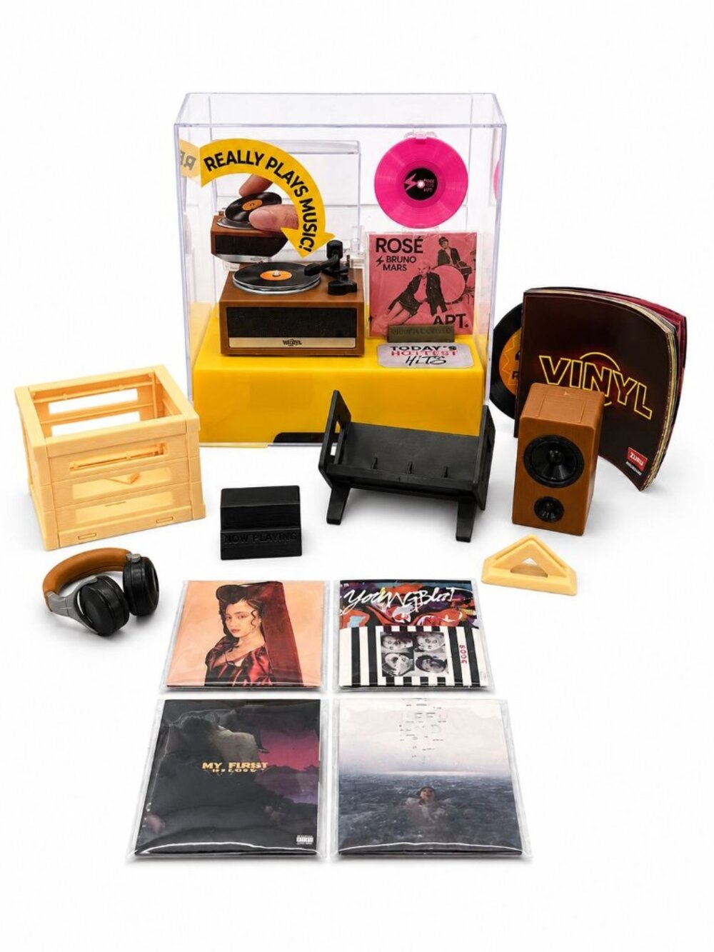 ZURU Mini Brands Vinyl Really Works Record Player 5 Records + Accessory Set